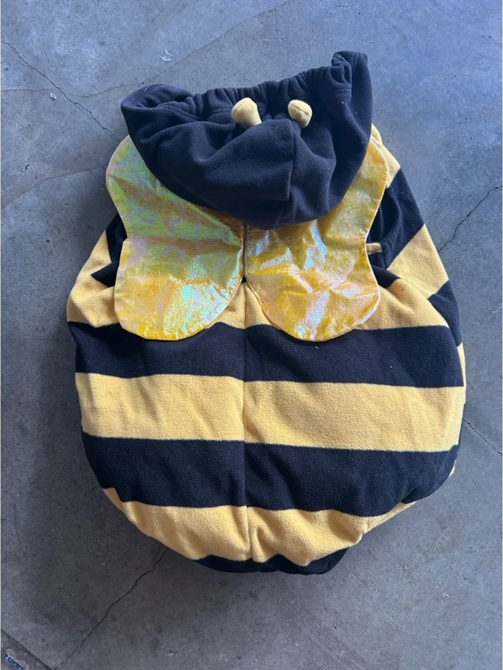 Carter’s Infant Bumblebee Zip Front One Piece Costume | Size 12 months